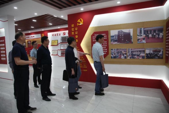 图1.jpg