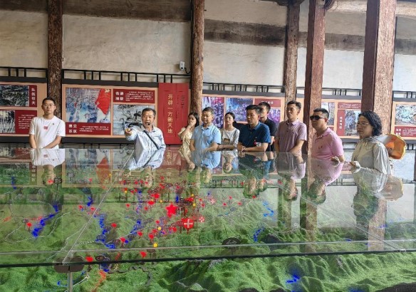 图1.jpg